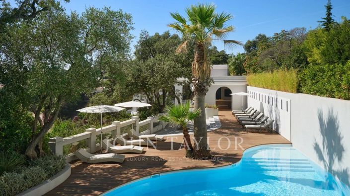 Image No.10-5 Bed House for sale