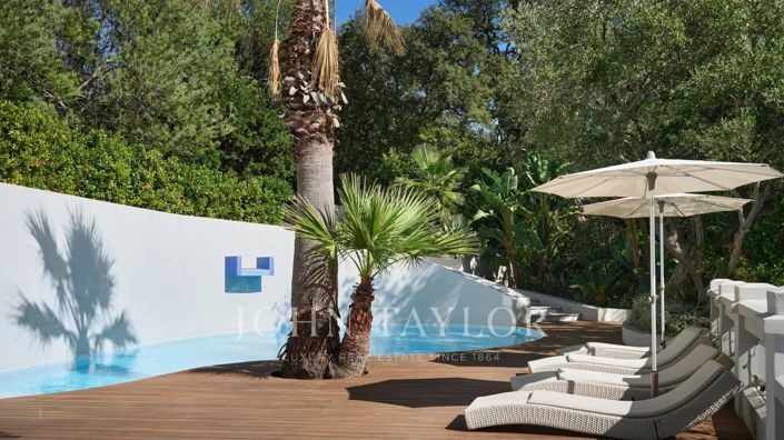 Image No.11-5 Bed House for sale