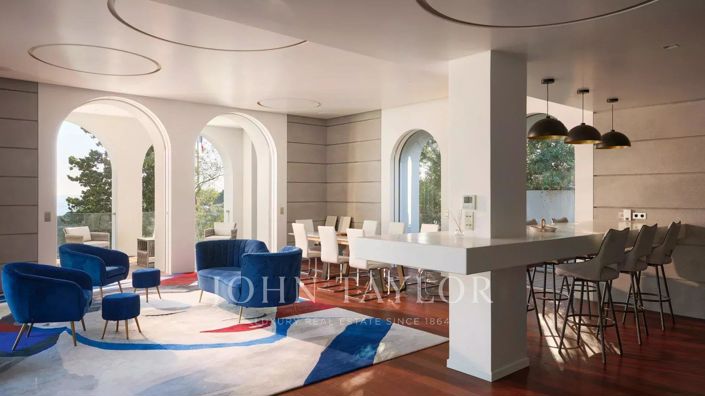 Image No.15-5 Bed House for sale