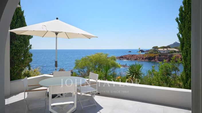 Image No.33-5 Bed House for sale