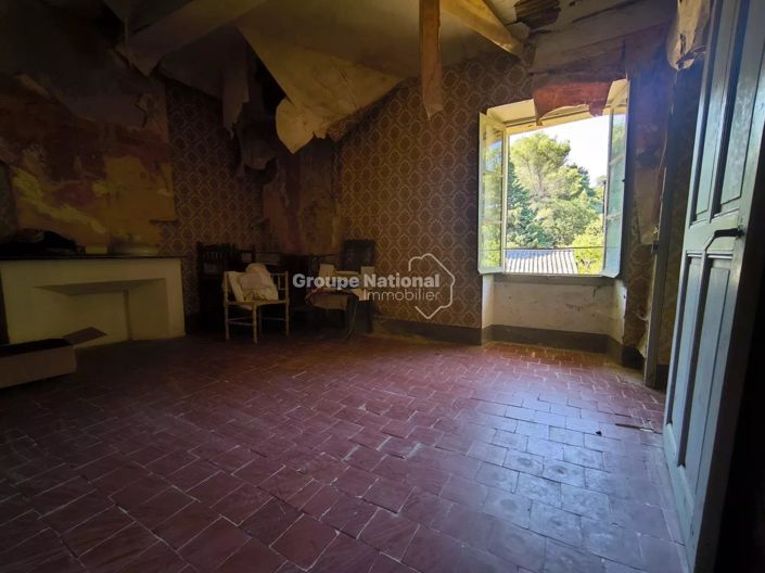 Image No.8-3 Bed House for sale