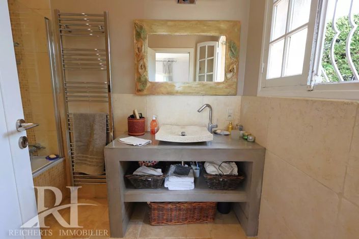 Image No.14-4 Bed House for sale