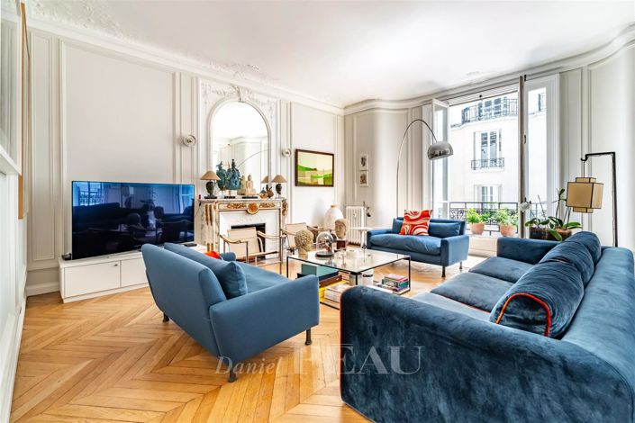 Image No.1-5 Bed Apartment for sale