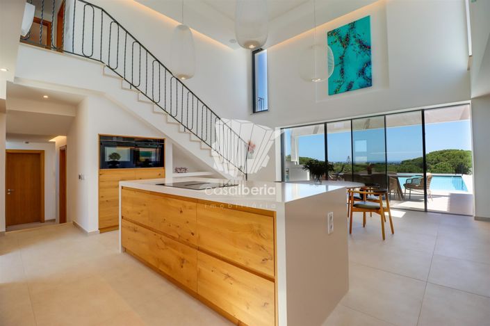 Image No.31-4 Bed House for sale