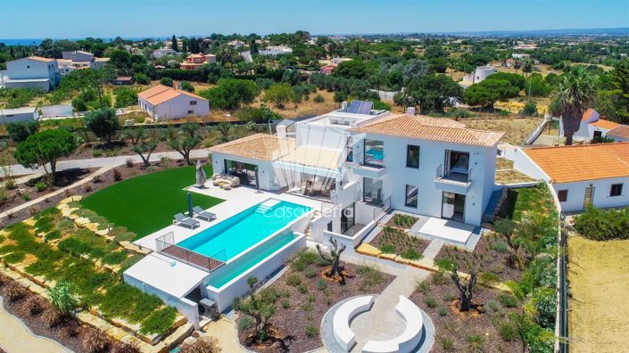 Image No.4-4 Bed House for sale