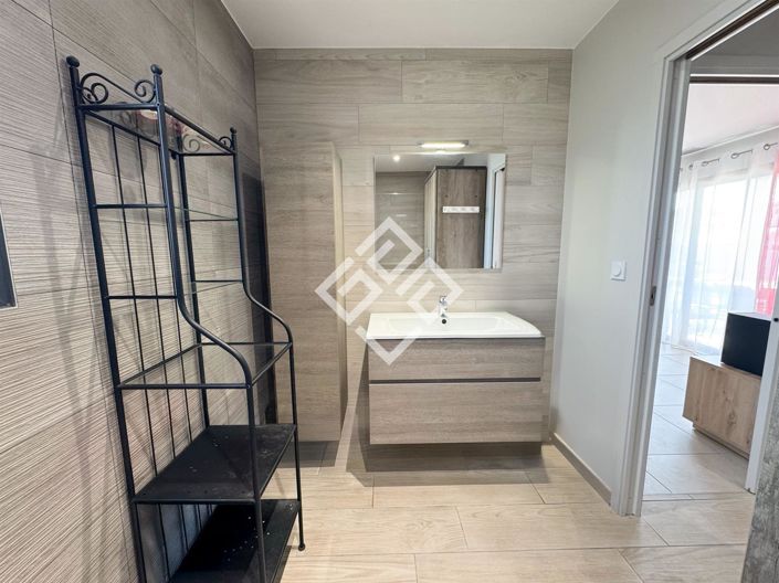 Image No.12-4 Bed House for sale