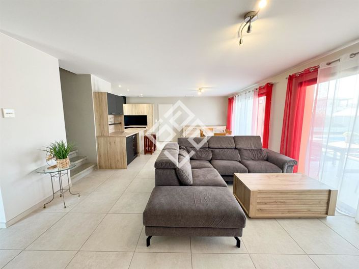 Image No.14-4 Bed House for sale