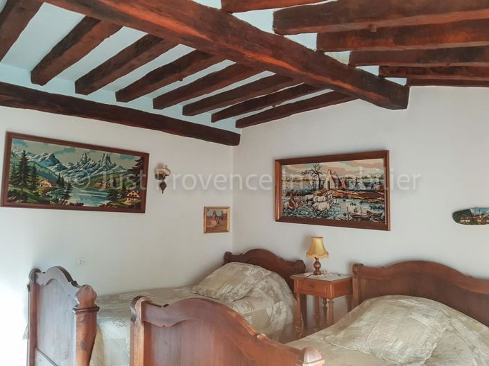 Image No.10-3 Bed House for sale