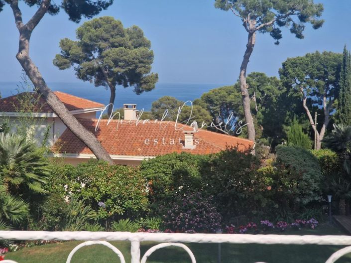 Image No.2-6 Bed House for sale