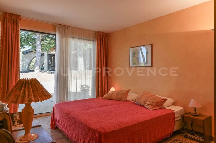 Image No.13-4 Bed House for sale