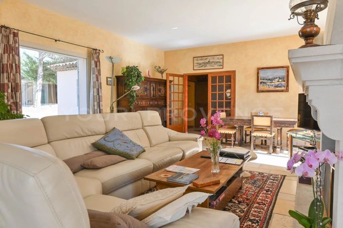 Image No.8-4 Bed House for sale