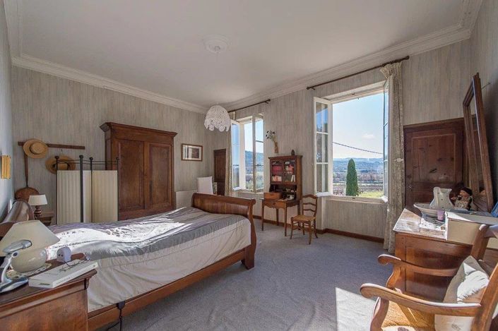 Image No.12-16 Bed House for sale