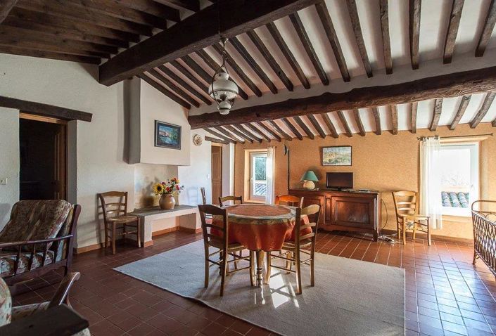 Image No.8-16 Bed House for sale