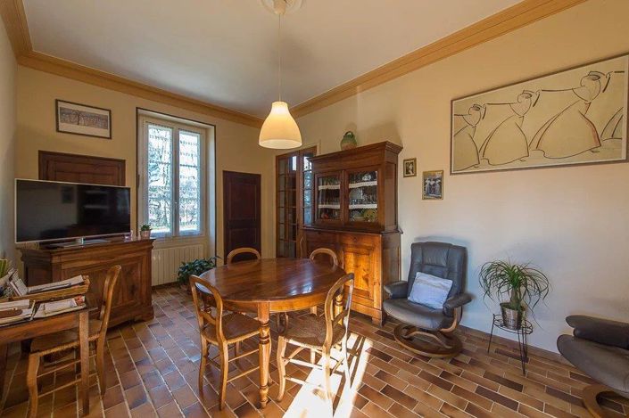 Image No.9-16 Bed House for sale