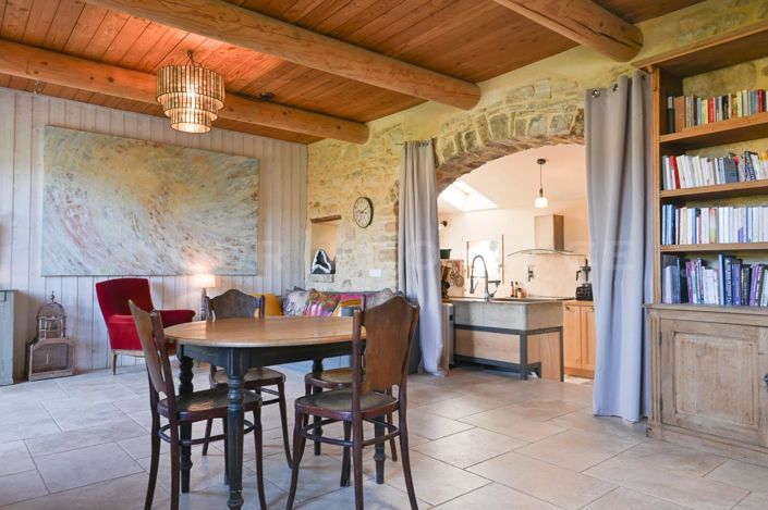 Image No.6-4 Bed House for sale