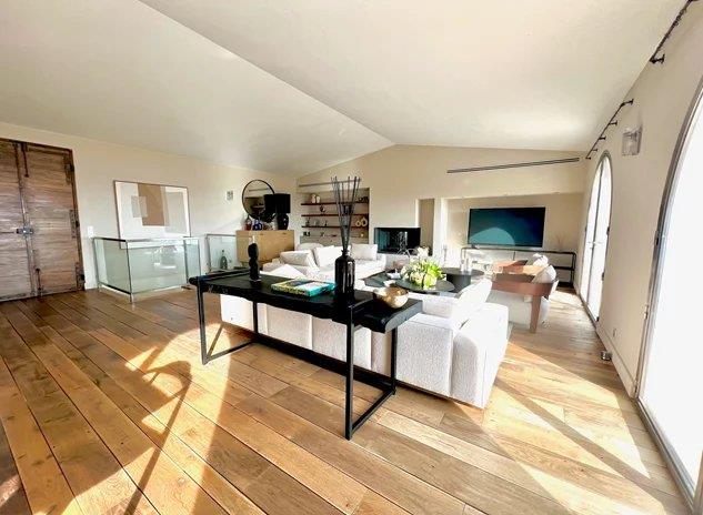 Image No.6-House for sale