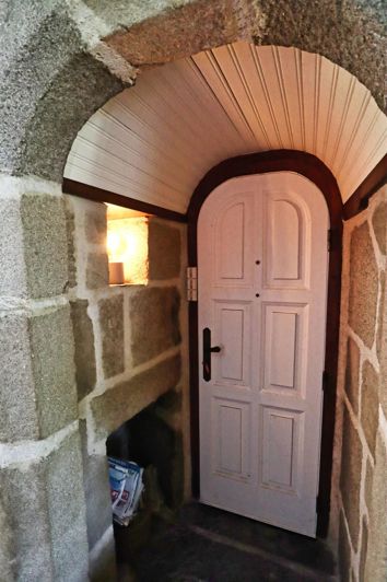 Image No.11-5 Bed House for sale