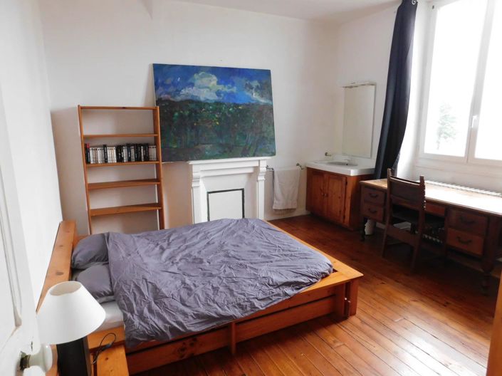 Image No.12-7 Bed House for sale