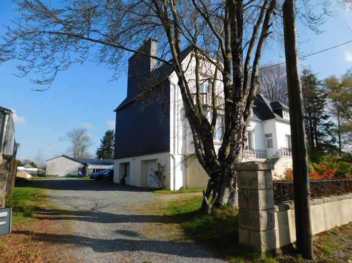 Image No.20-7 Bed House for sale