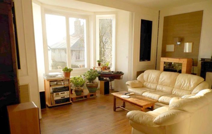 Image No.3-7 Bed House for sale