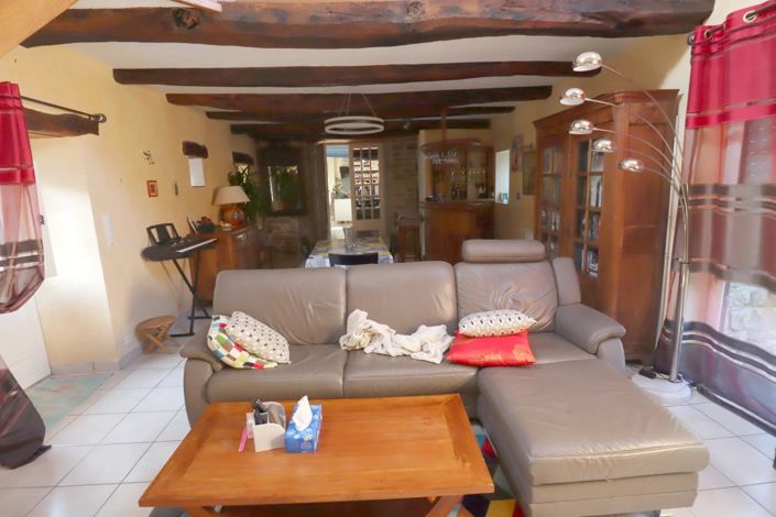 Image No.8-3 Bed House for sale