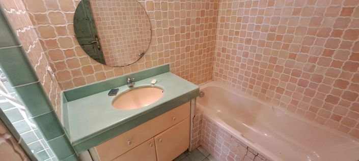 Image No.6-Apartment for sale