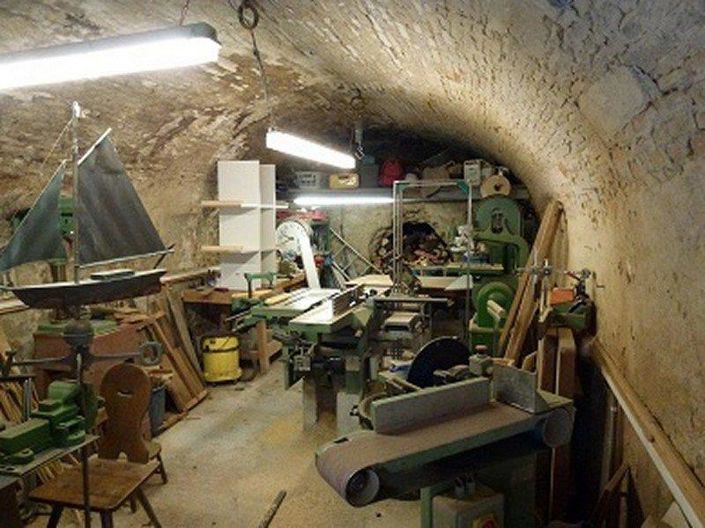 Image No.21-House for sale