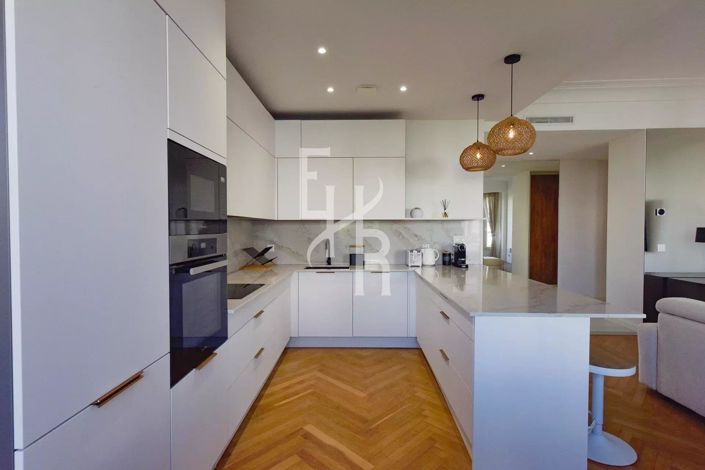 Image No.10-3 Bed Apartment for sale