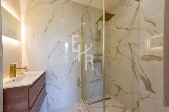 Image No.33-3 Bed Apartment for sale