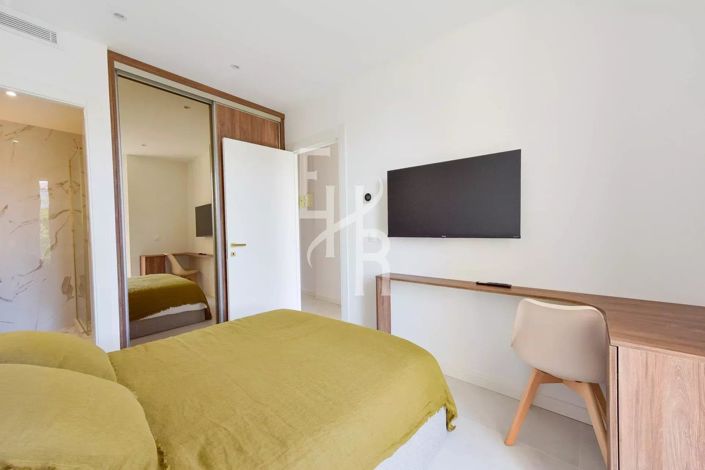 Image No.34-3 Bed Apartment for sale