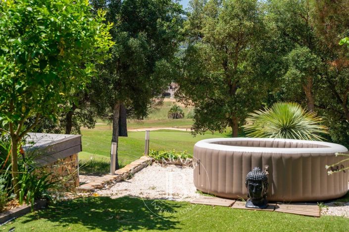 Image No.6-3 Bed House for sale