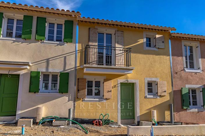 Image No.24-3 Bed House for sale