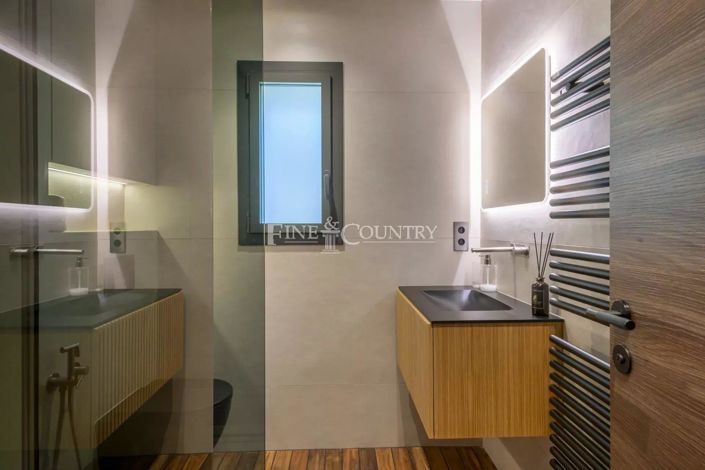 Image No.10-6 Bed House for sale