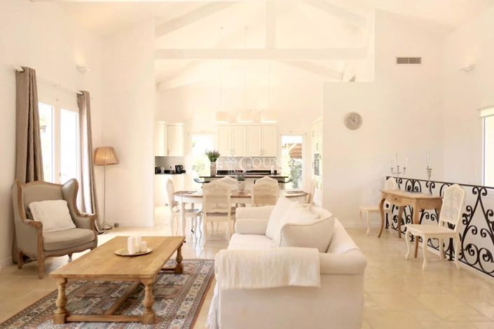 Image No.5-4 Bed House for sale