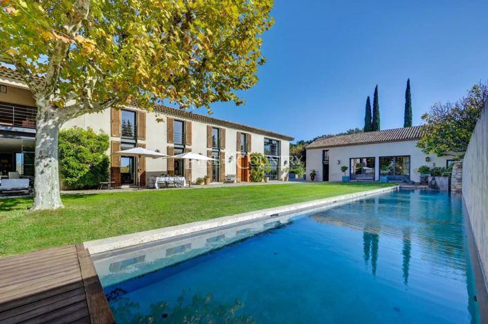 Image No.1-6 Bed House for sale