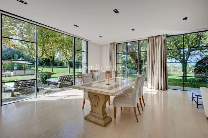 Image No.12-6 Bed House for sale