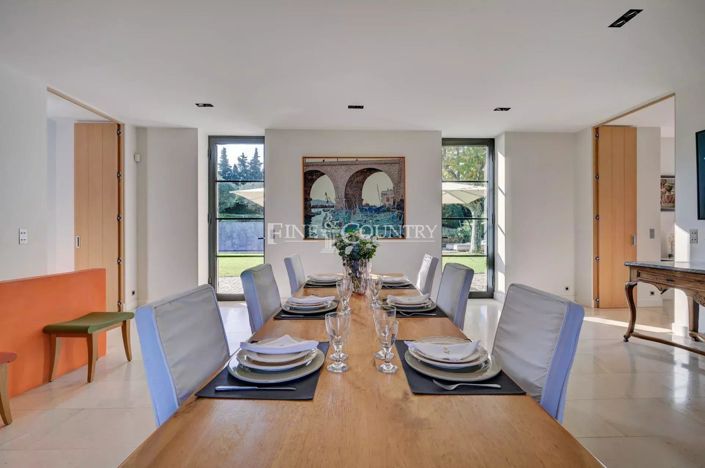 Image No.16-6 Bed House for sale