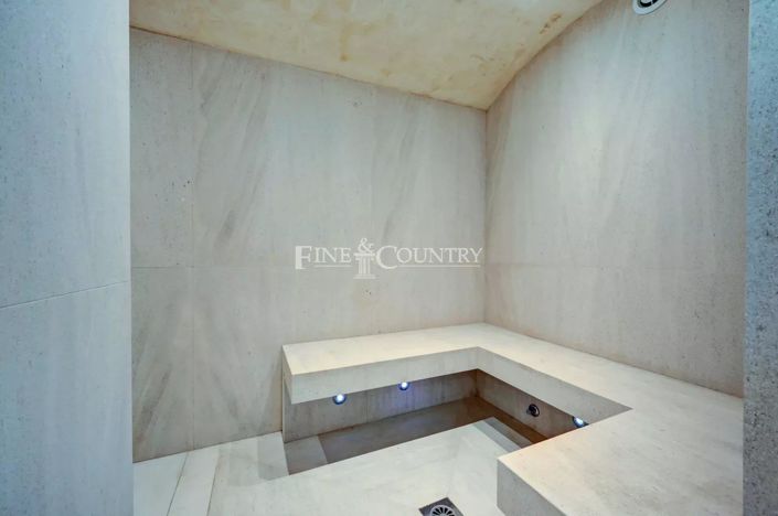 Image No.21-6 Bed House for sale