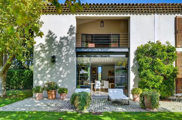 Image No.29-6 Bed House for sale