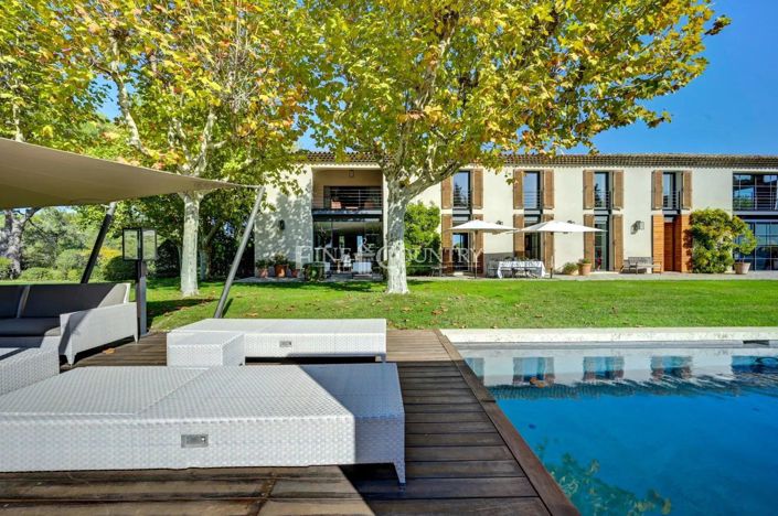 Image No.30-6 Bed House for sale