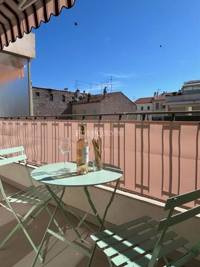 Image No.4-Appartement de 2 chambres à vendre à Cannes