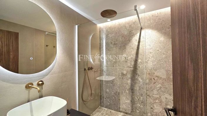 Image No.9-Appartement de 2 chambres à vendre à Cannes