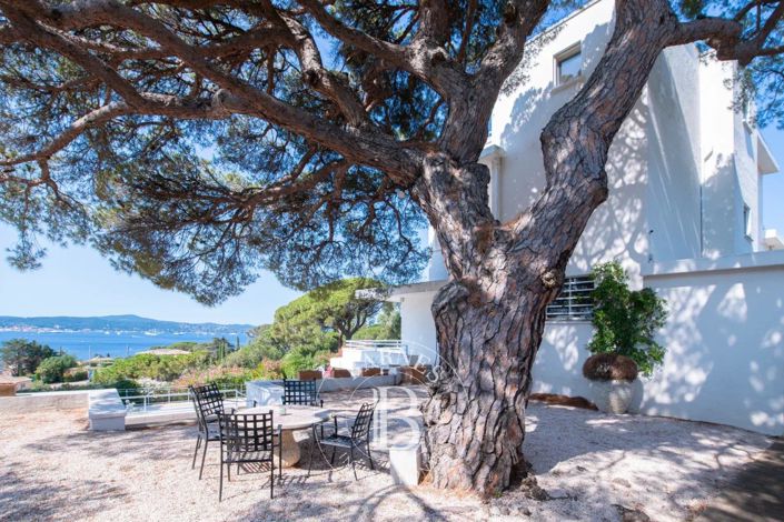 Image No.6-7 Bed House for sale