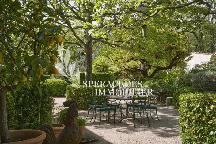 Image No.2-12 Bed House for sale