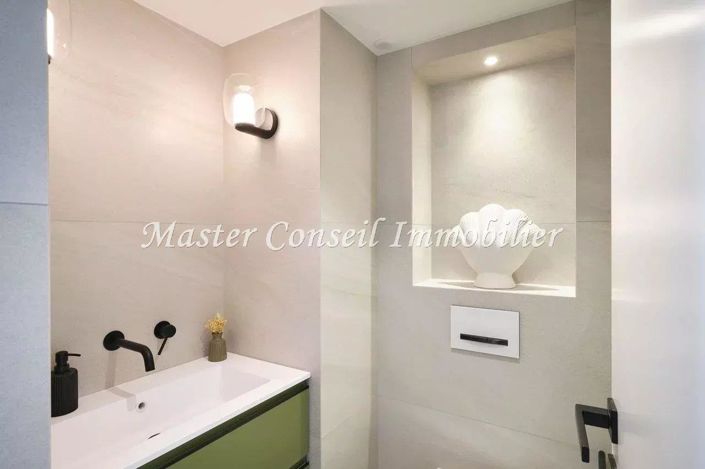 Image No.10-3 Bed Apartment for sale