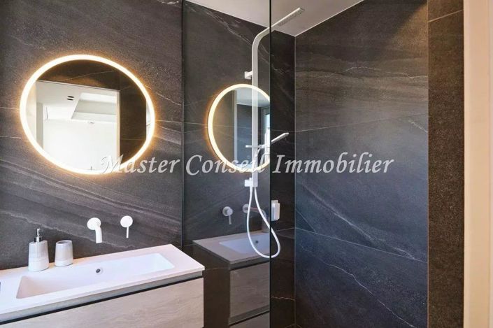 Image No.8-3 Bed Apartment for sale