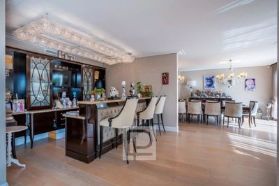 1 - Cannes, Apartment