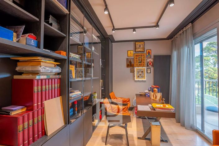 Image No.7-7 Bed Apartment for sale