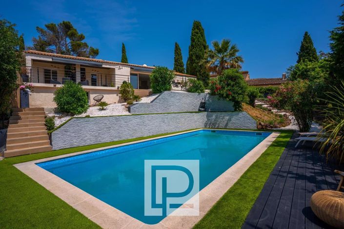 Image No.3-4 Bed House for sale