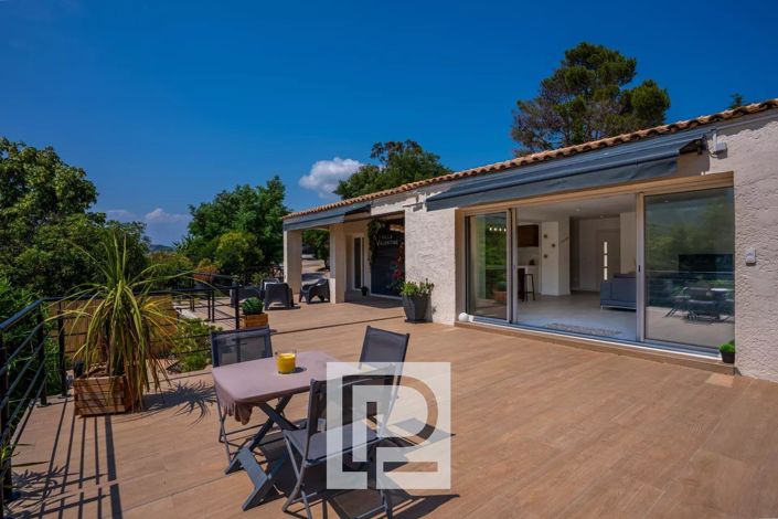 Image No.4-4 Bed House for sale